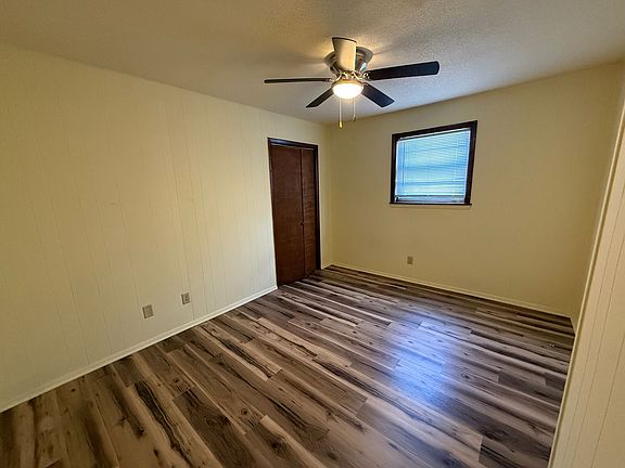 5th image of 2824 E Memorial Dr APT 2