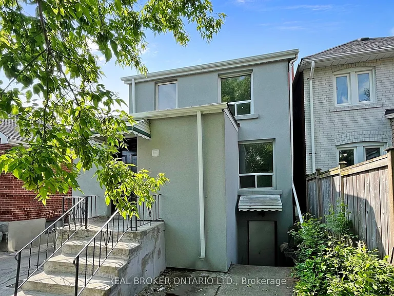 102 Bowie Ave #BASEMENT — Photo 11