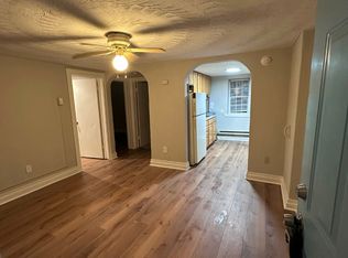 1411 20th St APT 3, Chesapeake, VA 23324