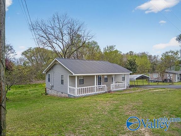 3rd image of 3230 Turnpike Rd