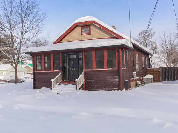 626 Orange St, Elgin, IL 60123