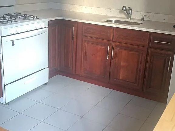 3rd image of 217 E Broadway #3F