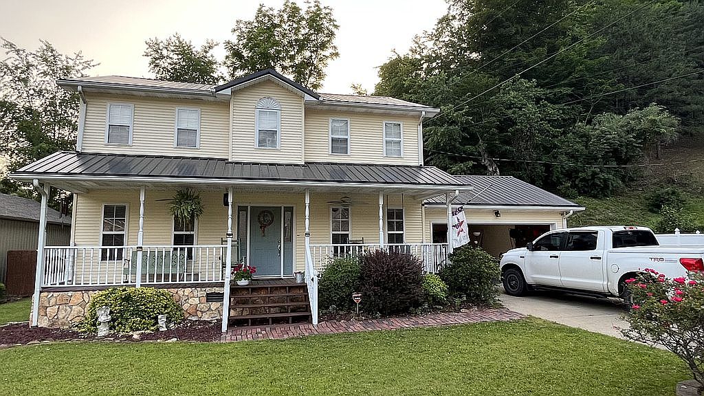 43 Old Beechtree Dr, Stanville, KY 41659 Zillow