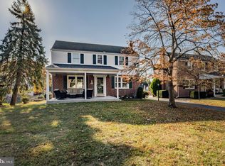 405 Avondale Rd, Havertown, PA 19083