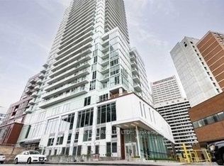 33 Helendale Ave #612, Toronto, ON M4R 0A4