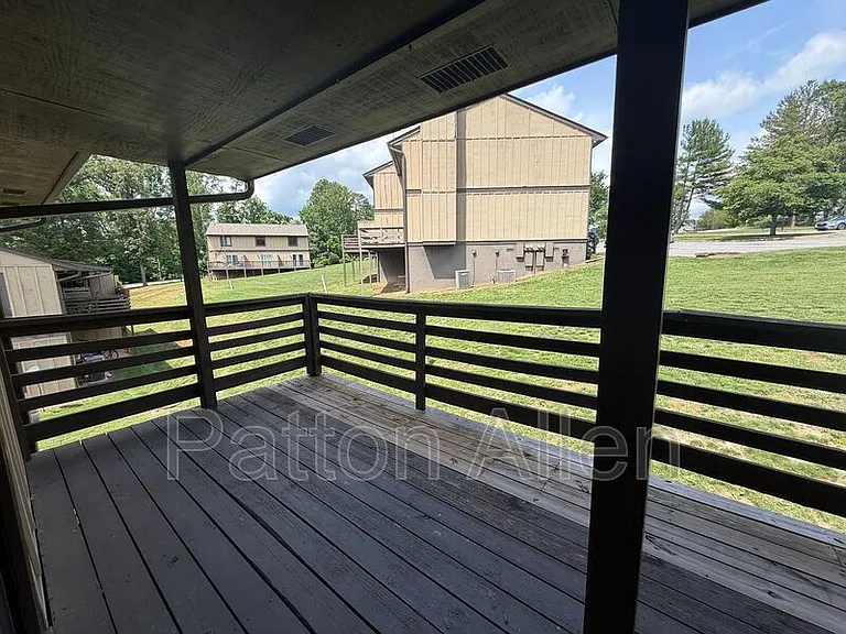 28 Dawnwood Cir — Photo 16