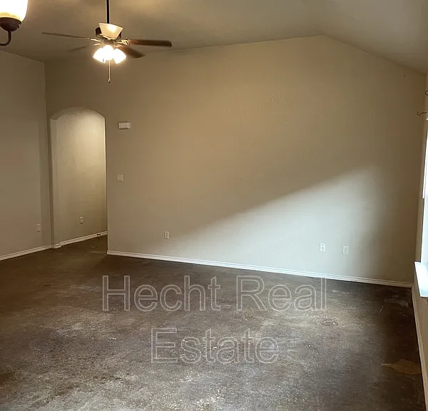 217 Kaspar Way #1 — Photo 4