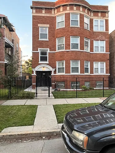 1432 E 66th Pl #1 Photo 1