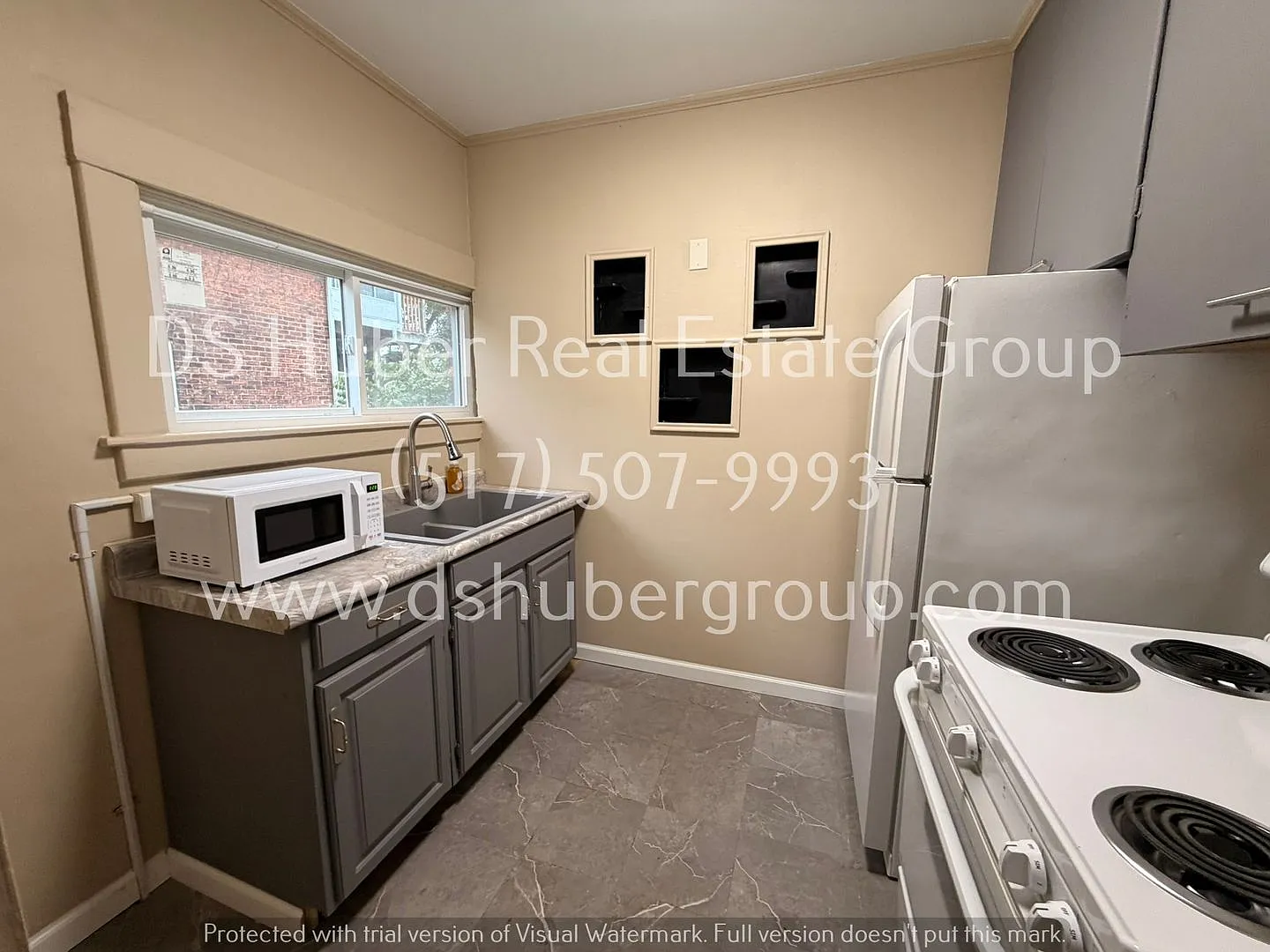 Eureka 819 (Building) — Photo 1