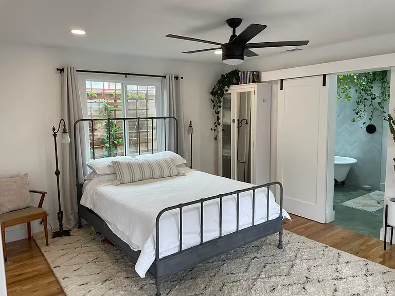 4525 Saratoga Ave — Photo 15