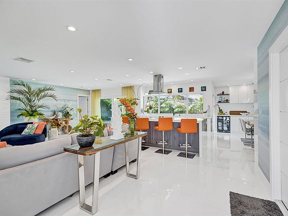 4th image of 5821 NE 20th Terrace
