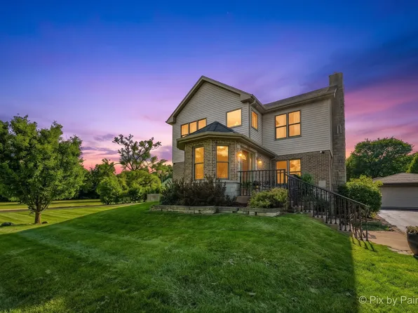 4N260 Walter Rd, Addison, IL 60101