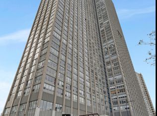 655 W Irving Park Rd APT 3808, Chicago, IL 60613