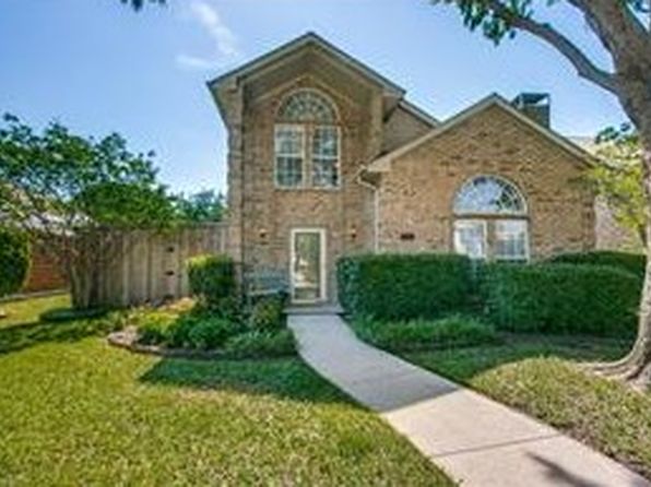 544 Lake Forest Dr