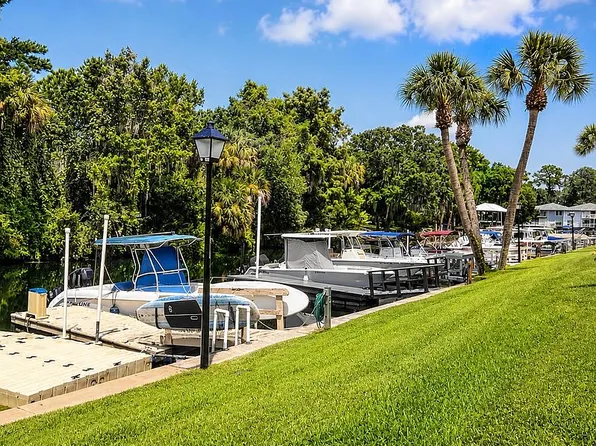65 Beach Ln, Crystal River, FL 34429