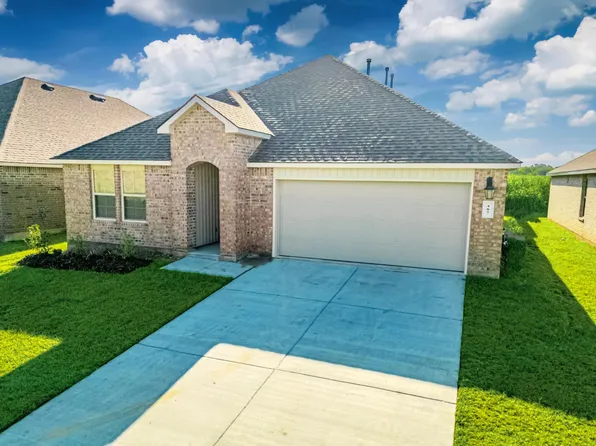 407 W Broussard St, Broussard, LA 70518