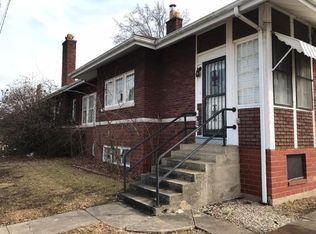 817 N 12th St, Herrin, IL 62948