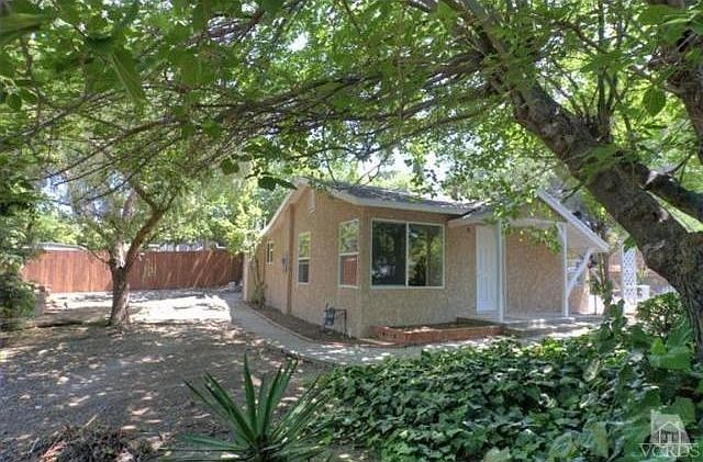 1st image of 252 Manzanita Ln