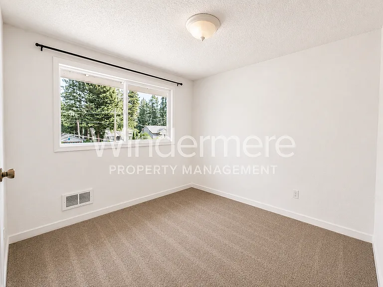 4373 Elkhorn Trl NW — Photo 8