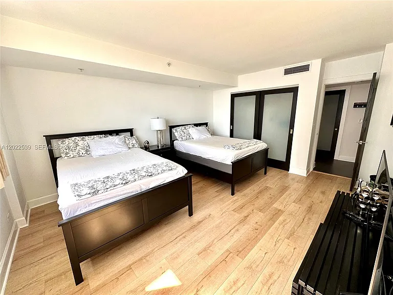 1500 Bay Rd #1114S — Photo 15