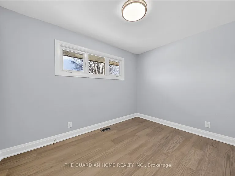 64 Gatineau St #MAIN FL — Photo 17