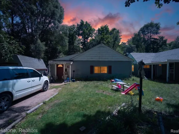 139 Spaulding Ave W, Battle Creek, MI 49037