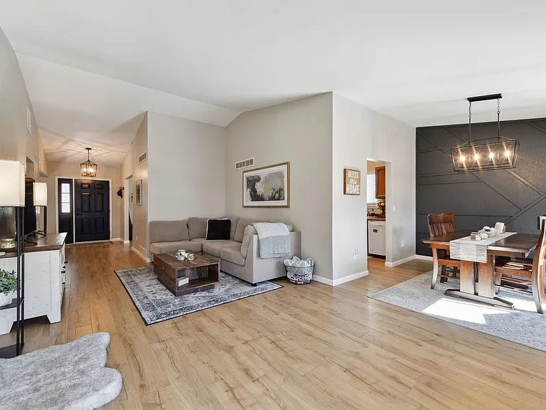 11770 E Asbury Ave — Photo 10