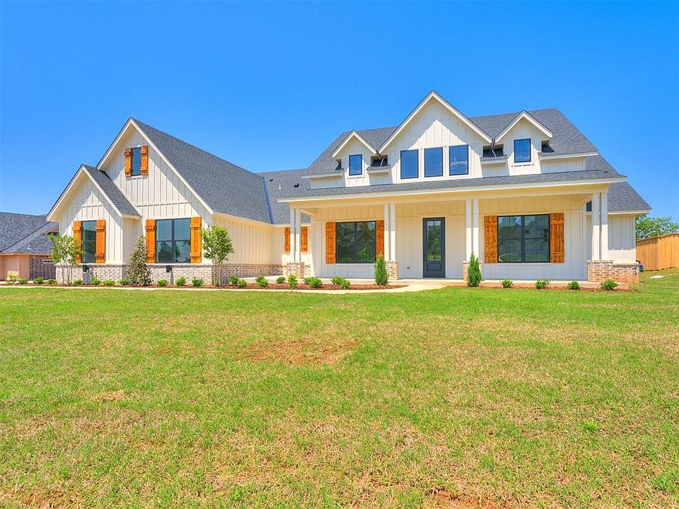 1st image of 10180 Oakwood Dr