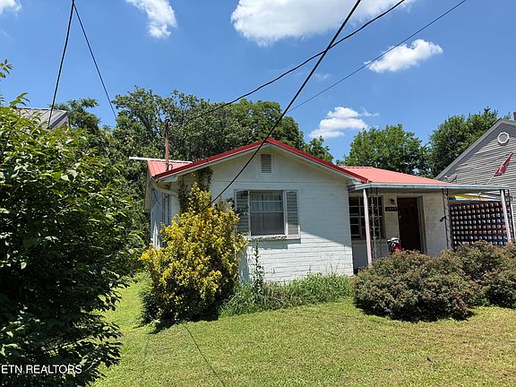 4th image of 1907 Brown Ave