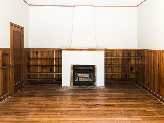 4th image of 100 S Lea Ave