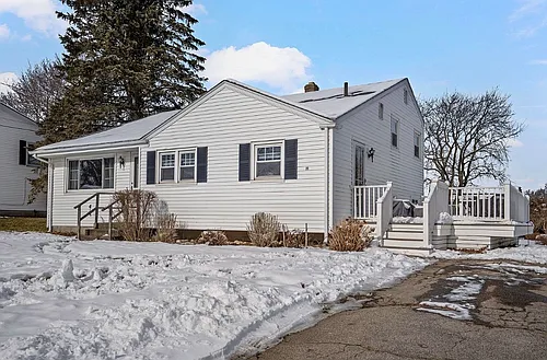 35 Squantum Dr Photo 1