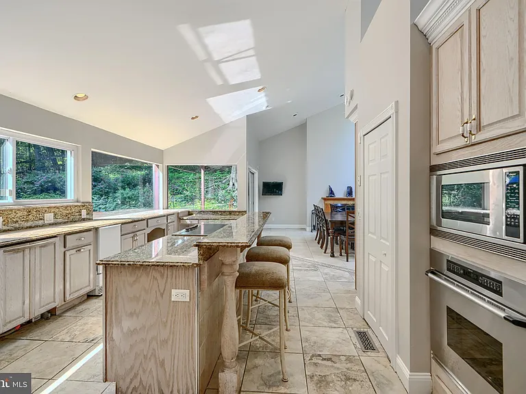 2101 Tufton Ave — Photo 26