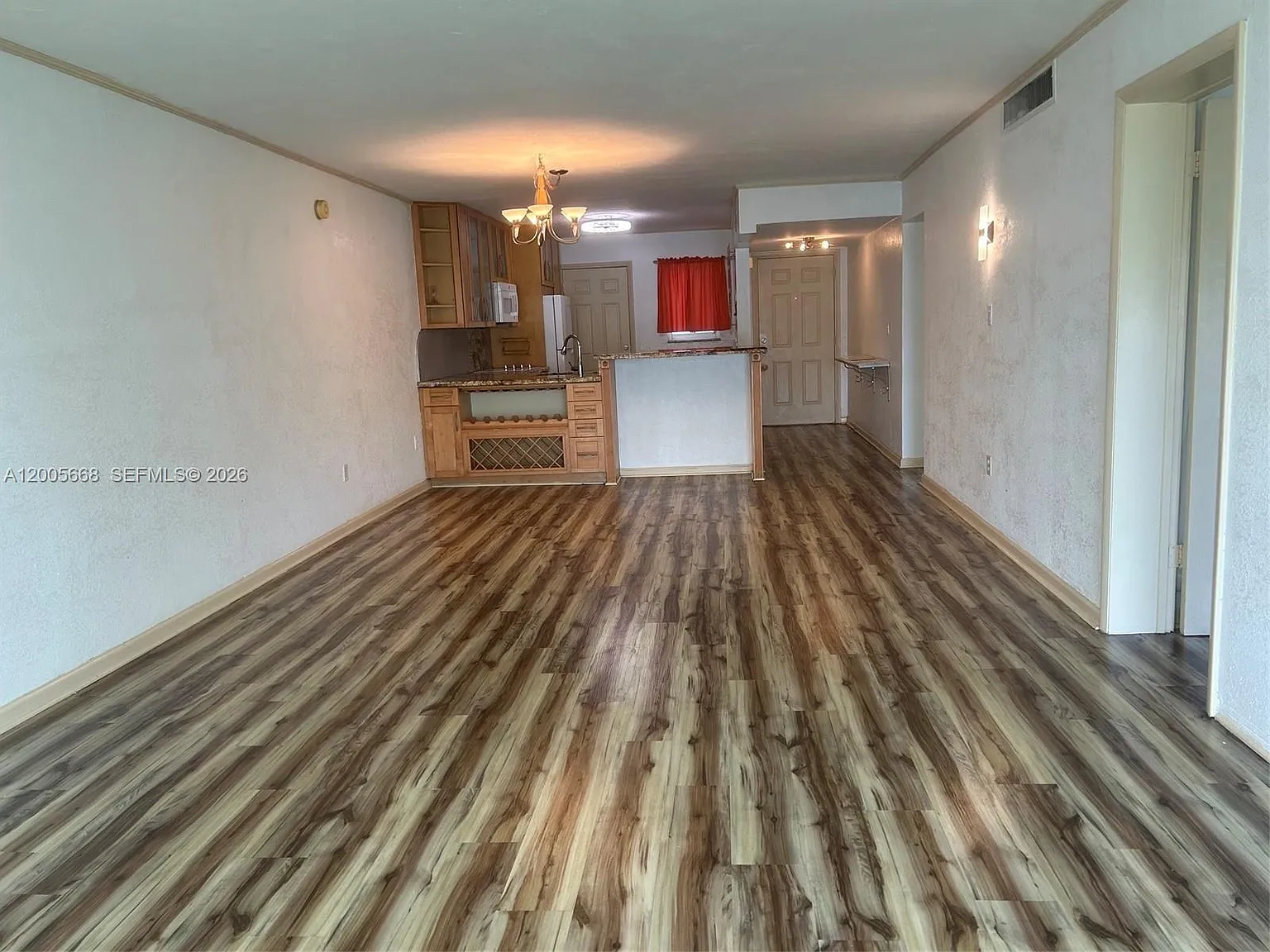 Seventh Horizons Condo — Photo 3