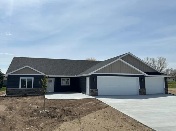 129 Highlands Blvd, Melrose, MN 56352