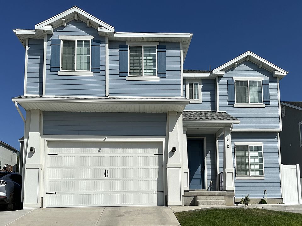 1st image of 818 N White Horse Dr