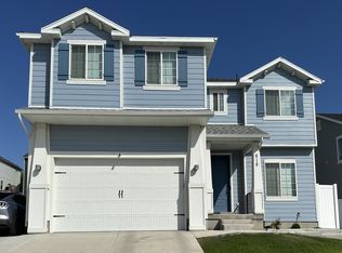 818 N White Horse Dr, Spanish Fork, UT 84660