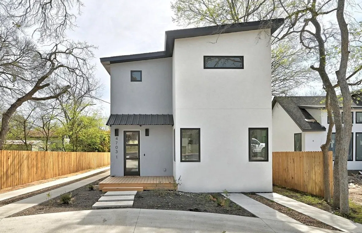 3 bed, 2.5 bath, 1970 sqft, $3,750 — Photo 3