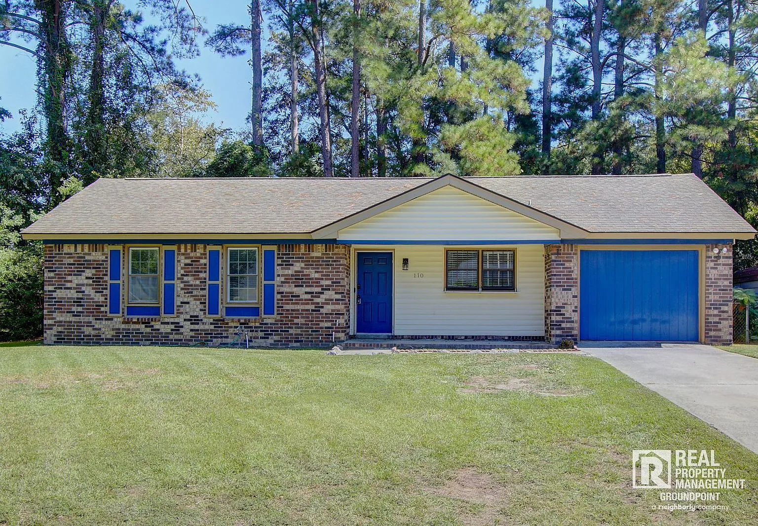 3 bed, 1.5 bath, 1344 sqft, $1,900 — Photo 1