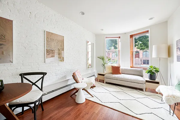 Sold by Compass | media 10