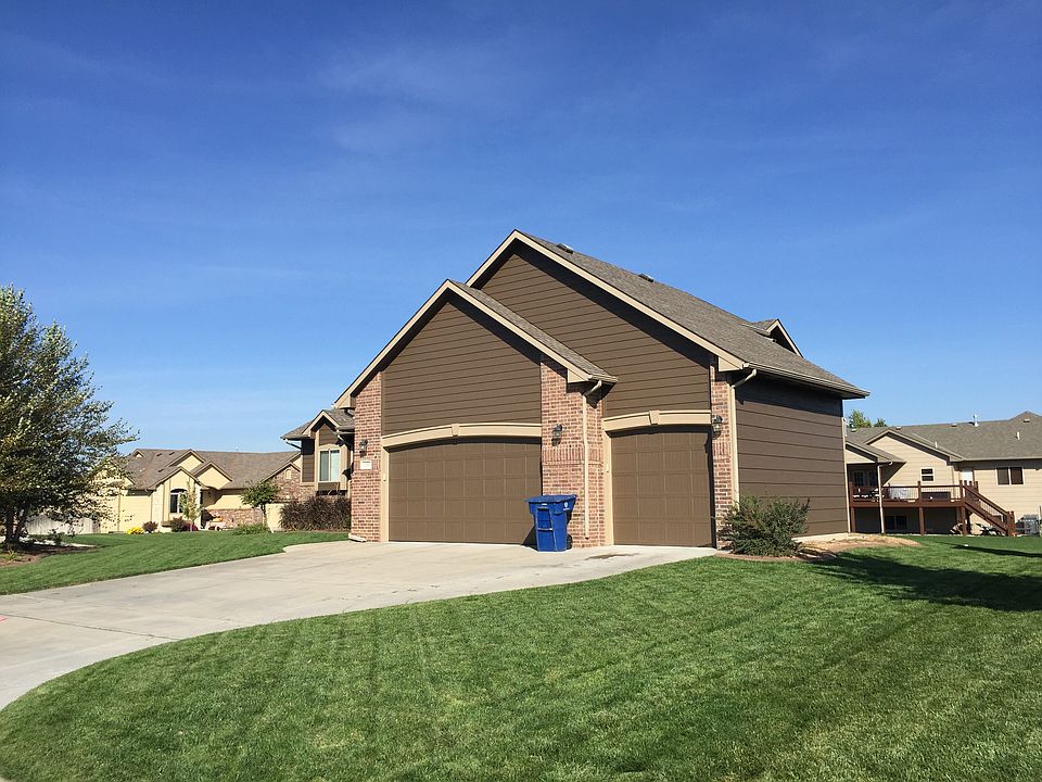 2nd image of 13301 W Alderny Ct