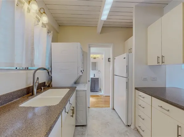 4140 Keanu St #71, Honolulu, HI 96816