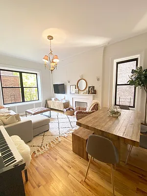 Rented by Rachel Realty | media 14