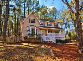 1402 Country Chase, Woodstock, GA 30189