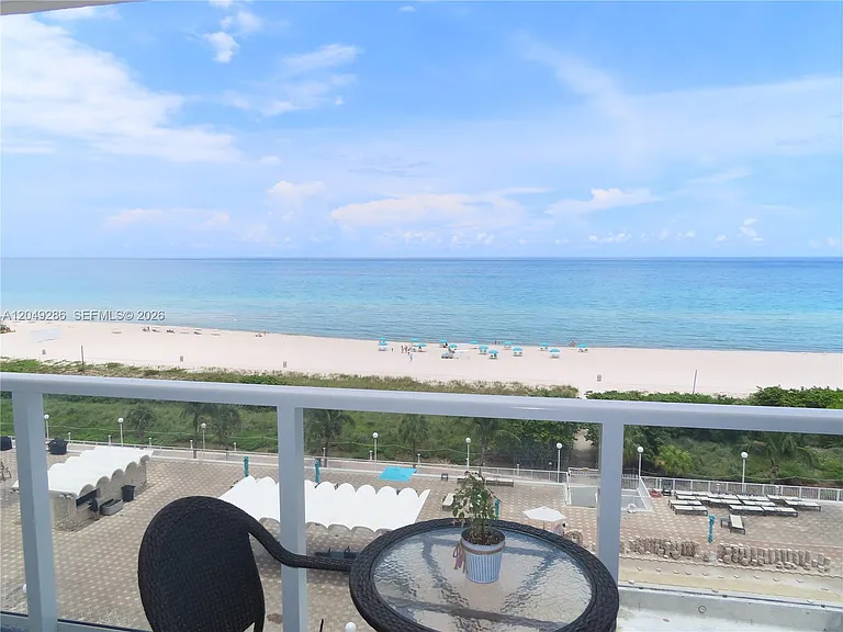 5701 Collins Ave #302 — Photo 2