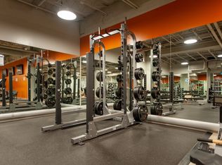 190 Smith St #1615, Winnipeg, MB R3C1J8