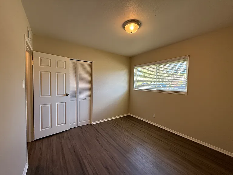 1693 Blackwall Dr — Photo 18