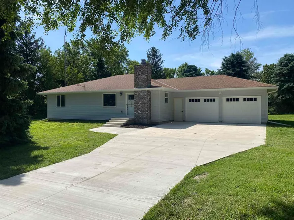 715 County Line Rd, Newman Grove, NE 68758