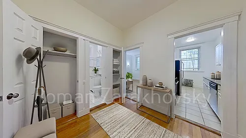 1868 Commonwealth Ave Photo 1