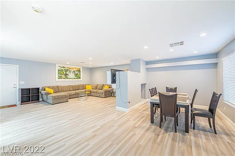 3 bed, 2.5 bath, 1740 sqft, $2,800 — Photo 4