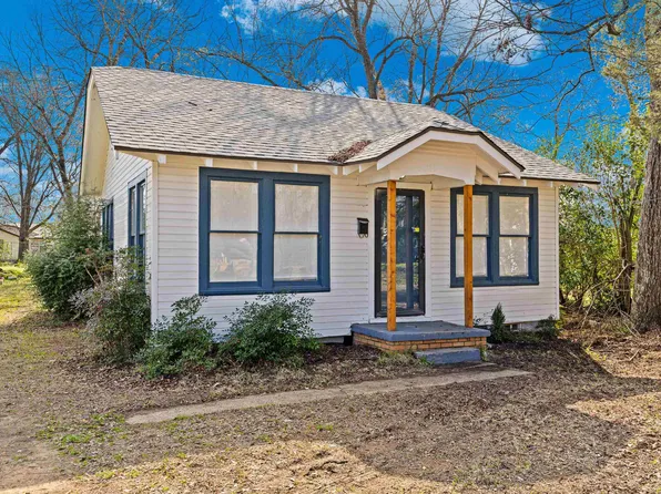 214 W Eckman St, Longview, TX 75601